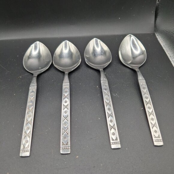 Oneida Lisbon Distinction Stainless Steel Table/Place/Soup Spoons Set Of 4 - Picture 1 of 6
